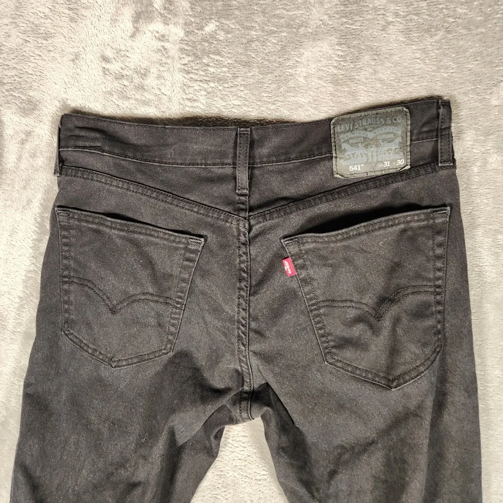 Levi's 541 Athletic Taper Jeans Mens 31x30 Black Excellent‎ Stretch 18181-0019